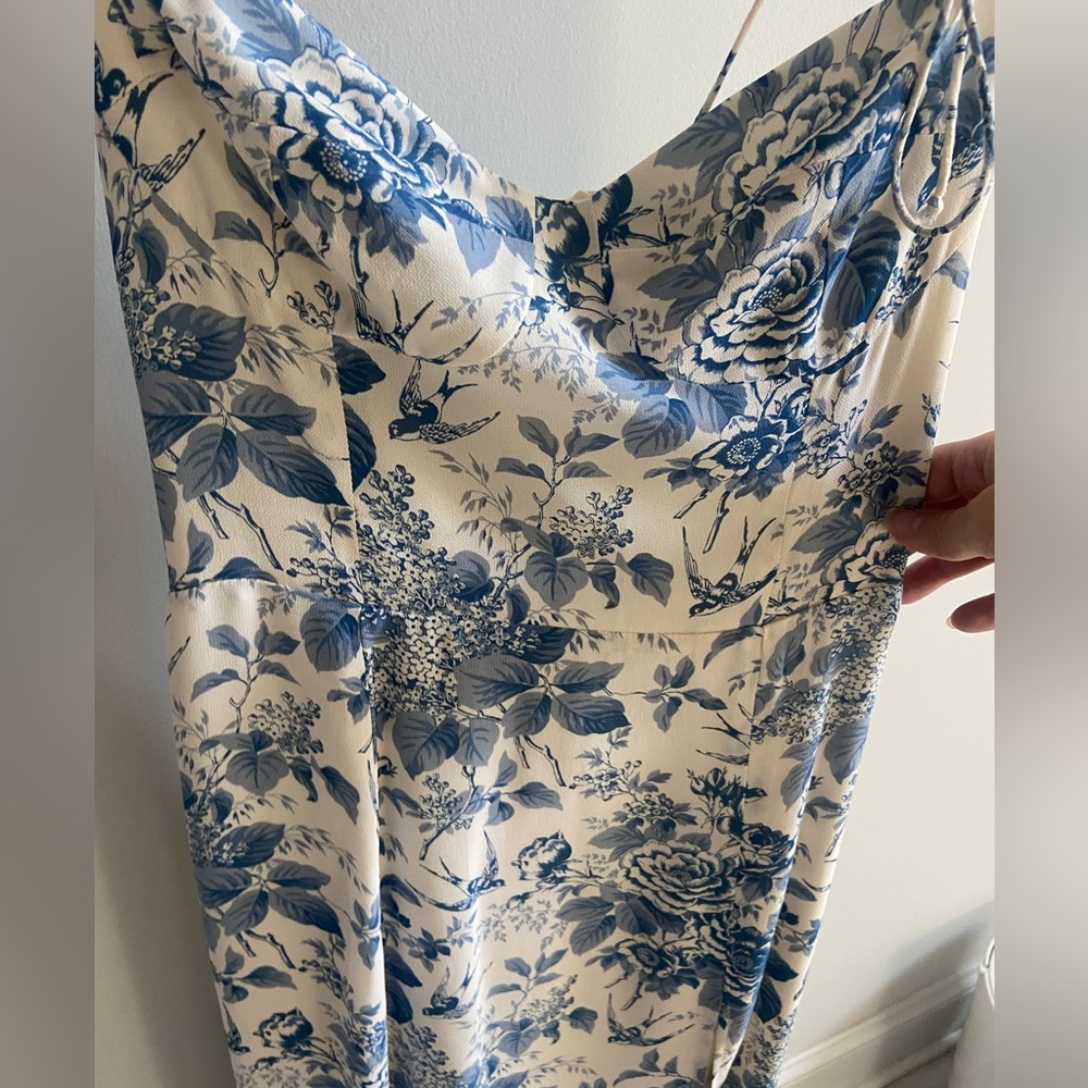 Reformation Juliette Dress | Pompadour blue and white floral | size 4